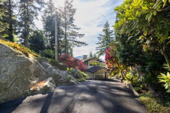 6485 Madrona Crescent